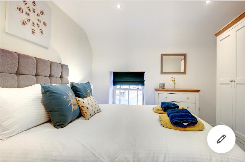 Rustic Retreats Jacks Cottage With Hot Tub & Alpaca Walking Experiences Матлок Экстерьер фото